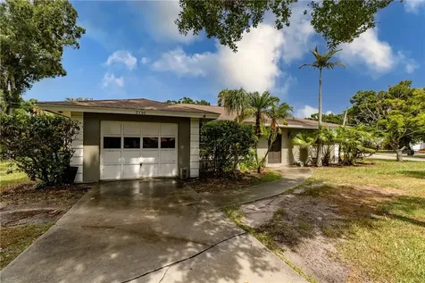 2106 27th Avenue Vero Beach FL 32960