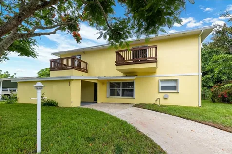 66 1st Court SW Vero Beach FL 32962