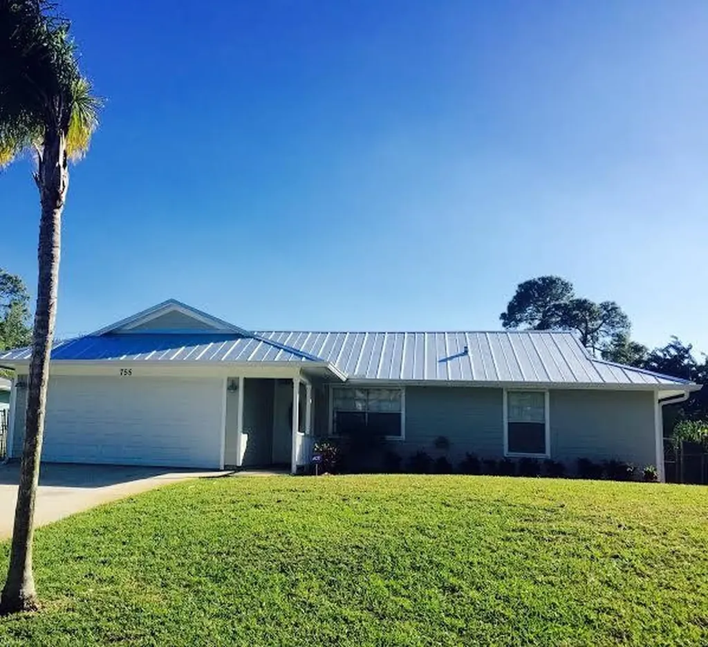 755 17th Place SW Vero Beach FL 32962
