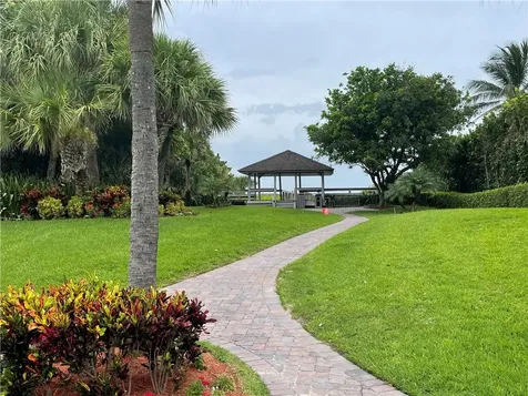 1013 Olde Doubloon Drive Vero Beach FL 32963