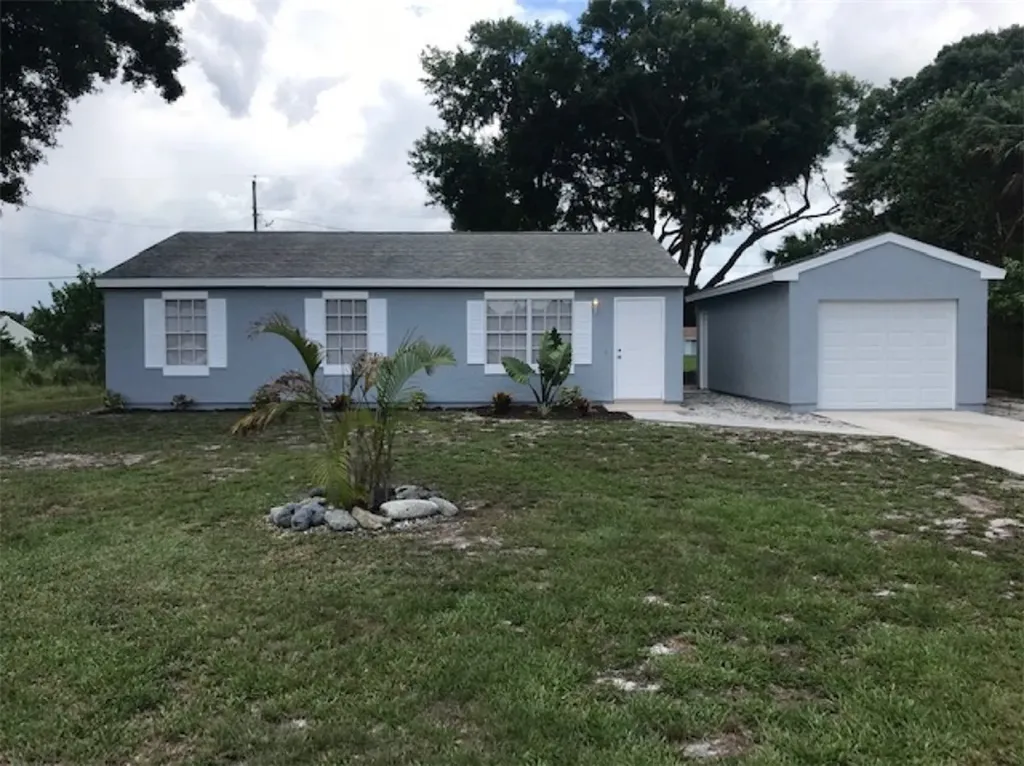 1396 24th Street SW Vero Beach FL 32962