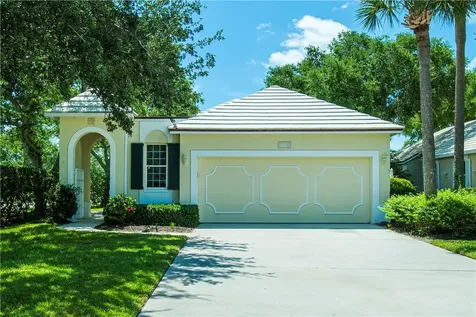 1105 Saint Georges Lane Vero Beach FL 32967