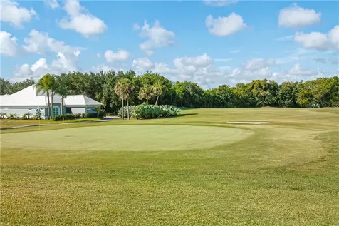 1105 Saint Georges Lane Vero Beach FL 32967