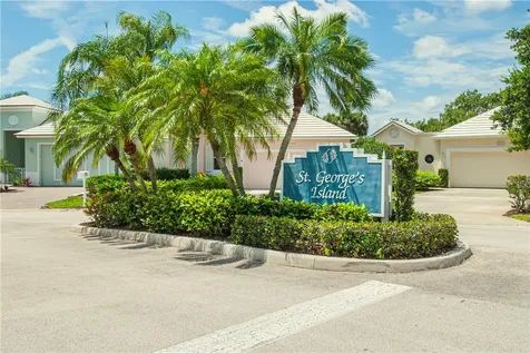 1105 Saint Georges Lane Vero Beach FL 32967