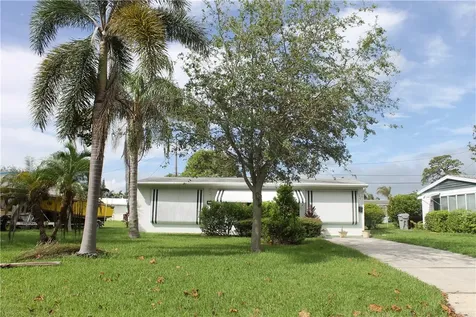 1621 4th Court Vero Beach FL 32960