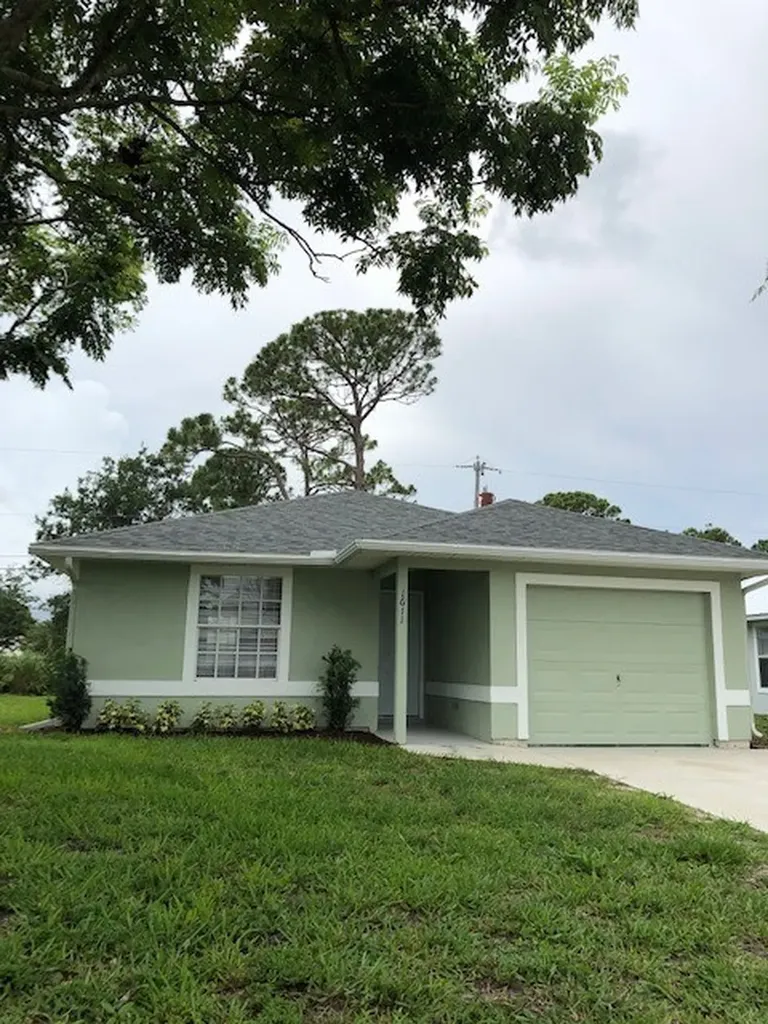 1611 18th Avenue SW Vero Beach FL 32962