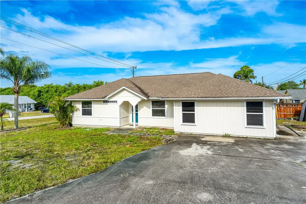 1255 4th Avenue SW Vero Beach FL 32962