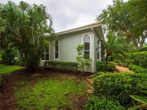 1409 W Island Club Square Vero Beach FL 32963