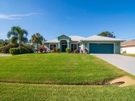 398 Benchor Street Sebastian FL 32958