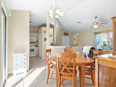 1325 16th Court SW Vero Beach FL 32962