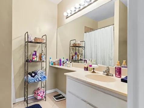 1325 16th Court SW Vero Beach FL 32962