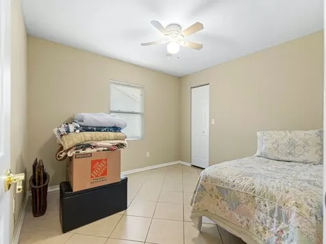 1325 16th Court SW Vero Beach FL 32962
