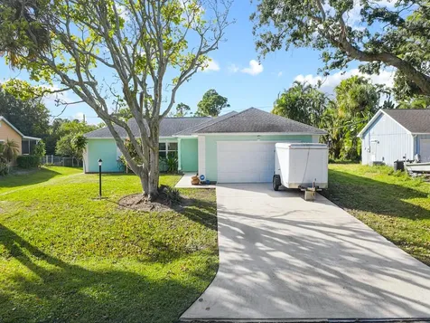 1325 16th Court SW Vero Beach FL 32962