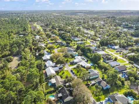 1325 16th Court SW Vero Beach FL 32962