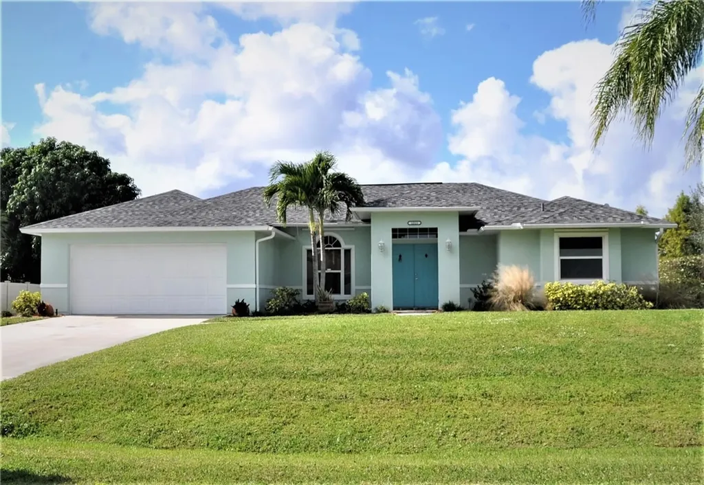 1215 45th Court SW Vero Beach FL 32968