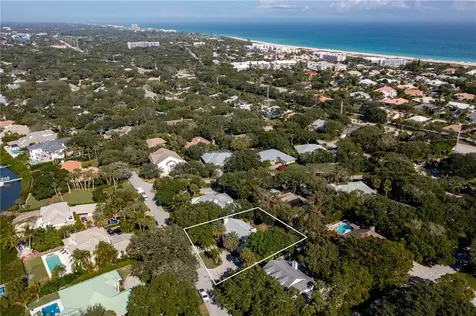 1134 Indian Mound Trail Vero Beach FL 32963