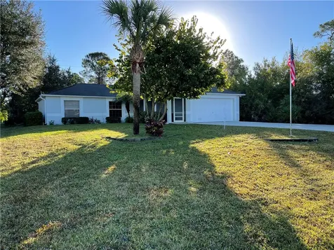 7926 100th Avenue Vero Beach FL 32967