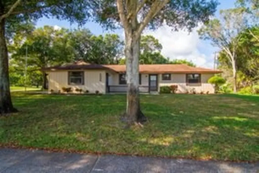 5603 Fort Pierce Boulevard Fort Pierce FL 34951