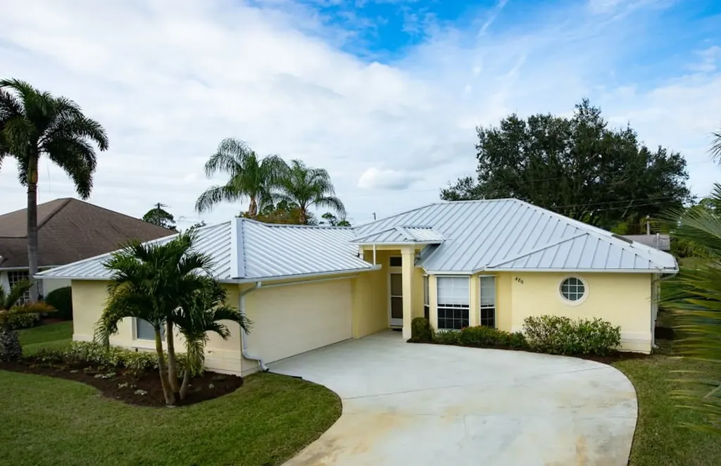 486 Hibiscus Avenue Sebastian FL 32958