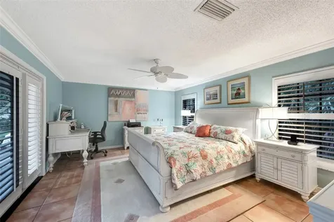 916 Shore Drive Vero Beach FL 32963