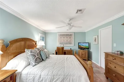 916 Shore Drive Vero Beach FL 32963