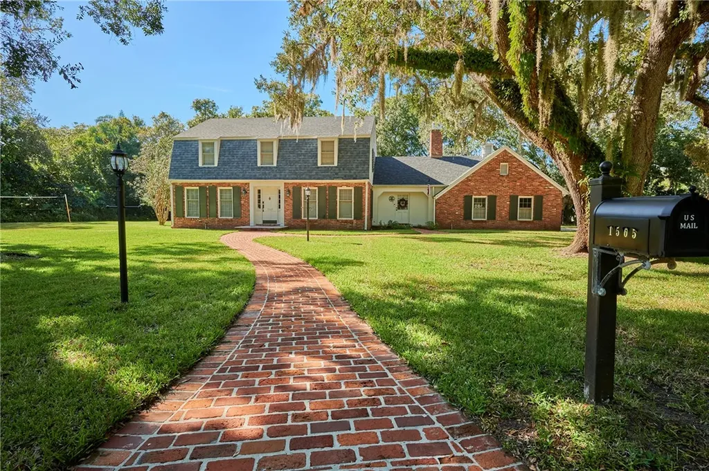 1565 48th Avenue Vero Beach FL 32966
