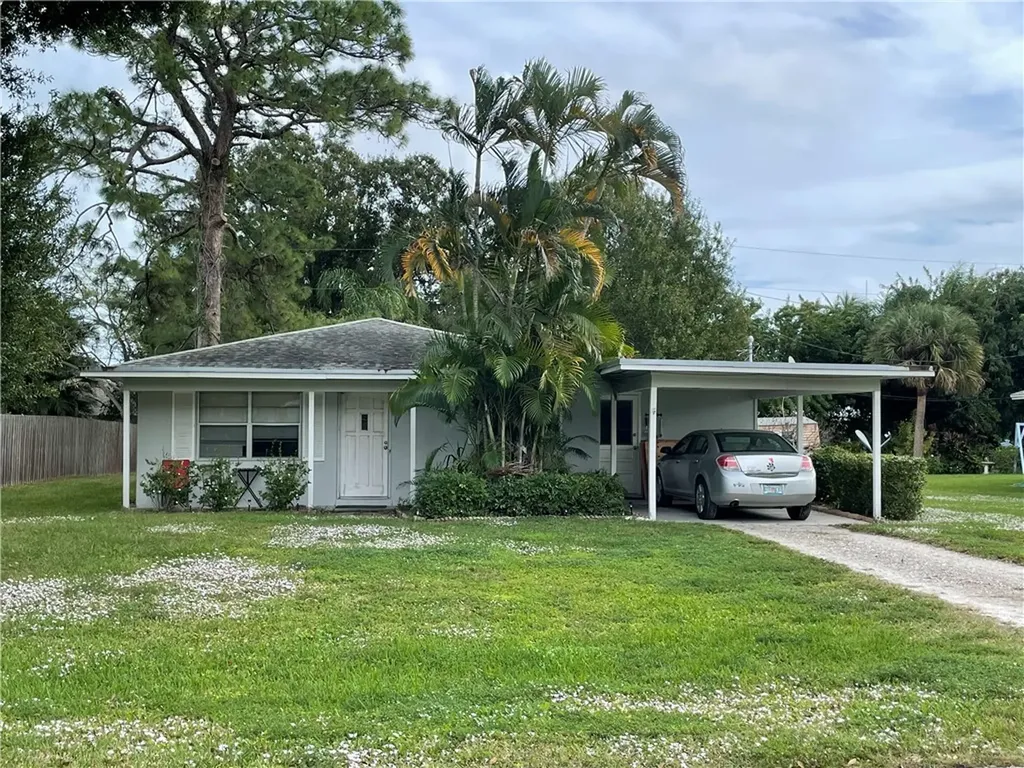 226 18th Avenue Vero Beach FL 32962