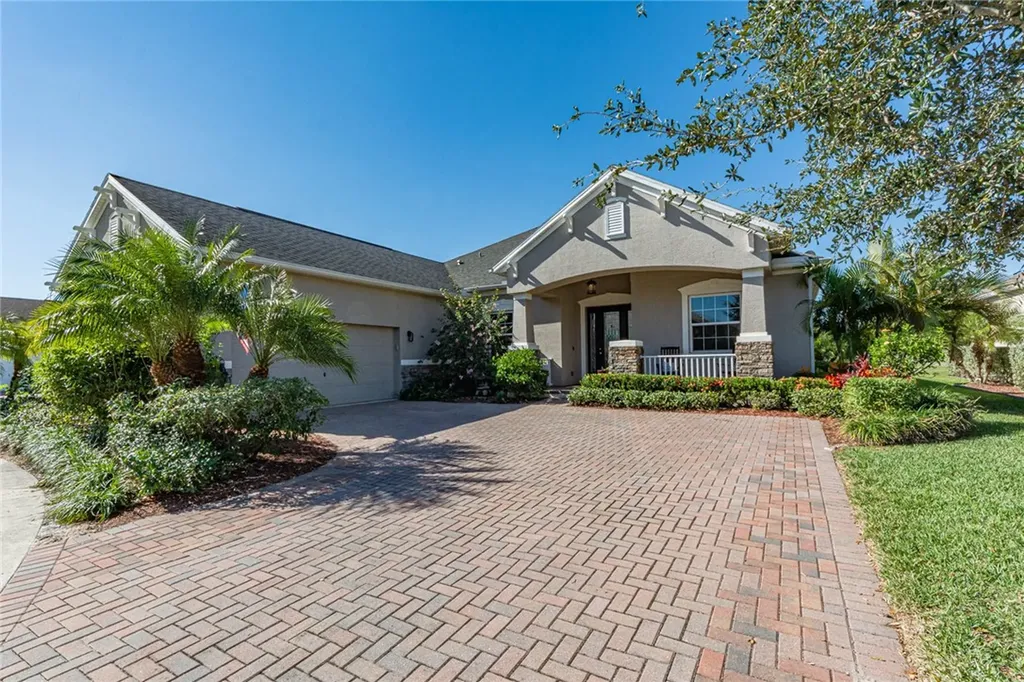 1265 S Village Square Vero Beach FL 32966