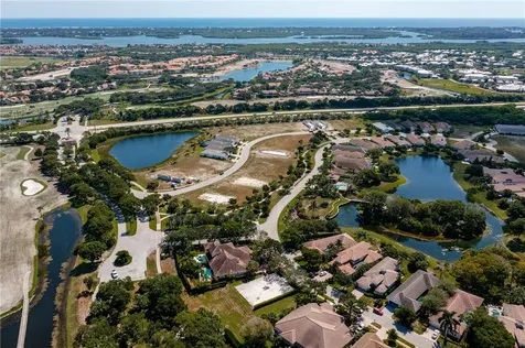 2229 Falls Circle Vero Beach FL 32967