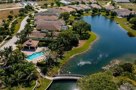 2229 Falls Circle Vero Beach FL 32967