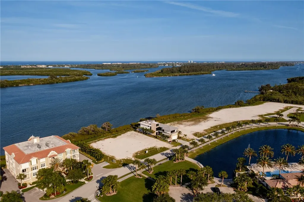 4850 S Harbor Drive Vero Beach FL 32967