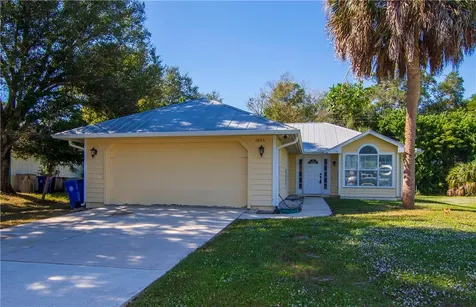 1055 42nd Avenue Vero Beach FL 32960