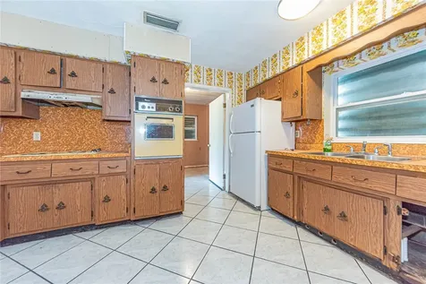 2805 13th Street Vero Beach FL 32960