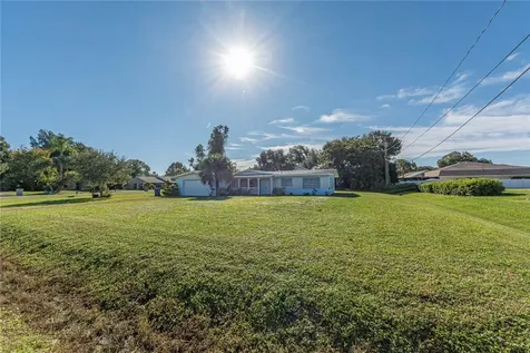 2805 13th Street Vero Beach FL 32960