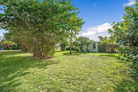 3745 Ocean Drive Vero Beach FL 32963
