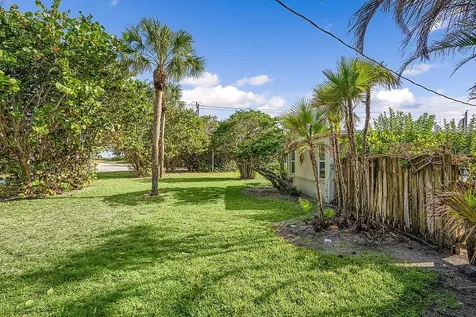 3745 Ocean Drive Vero Beach FL 32963