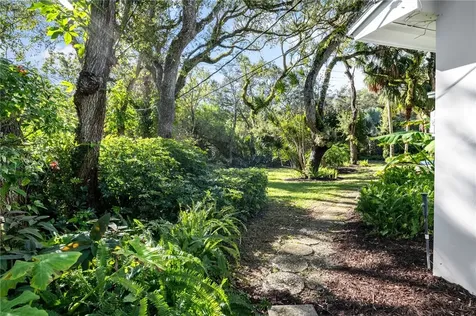 356 Date Palm Road Vero Beach FL 32963