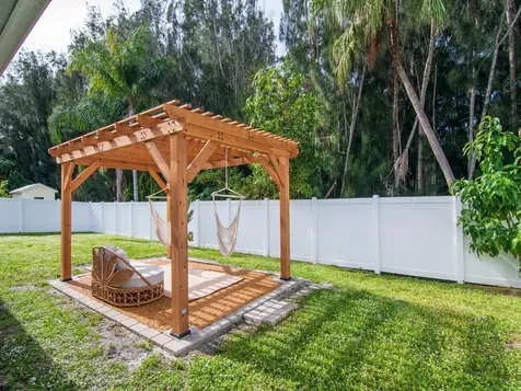435 25th Avenue Vero Beach FL 32962