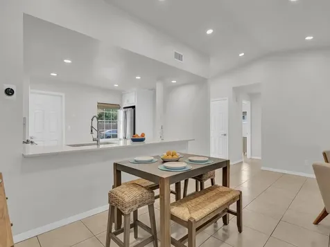 435 25th Avenue Vero Beach FL 32962