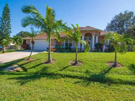 374 Bayharbor Terrace Sebastian FL 32958