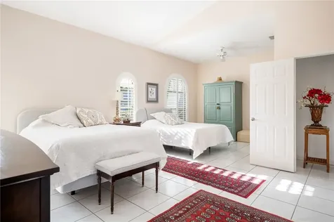 1280 Near Ocean Drive Vero Beach FL 32963