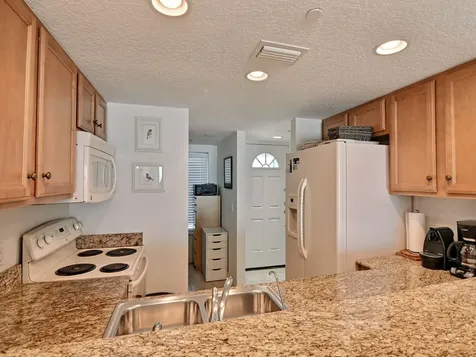 2700 Ocean Drive Vero Beach FL 32963