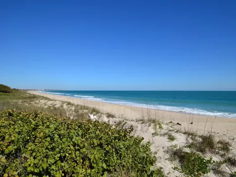 2700 Ocean Drive Vero Beach FL 32963