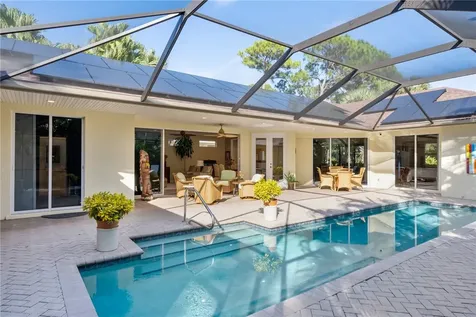 1006 Carolina Circle SW Vero Beach FL 32962