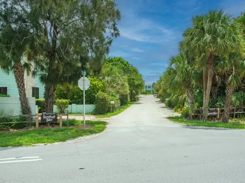 1985 Coco Plum Lane Vero Beach FL 32963