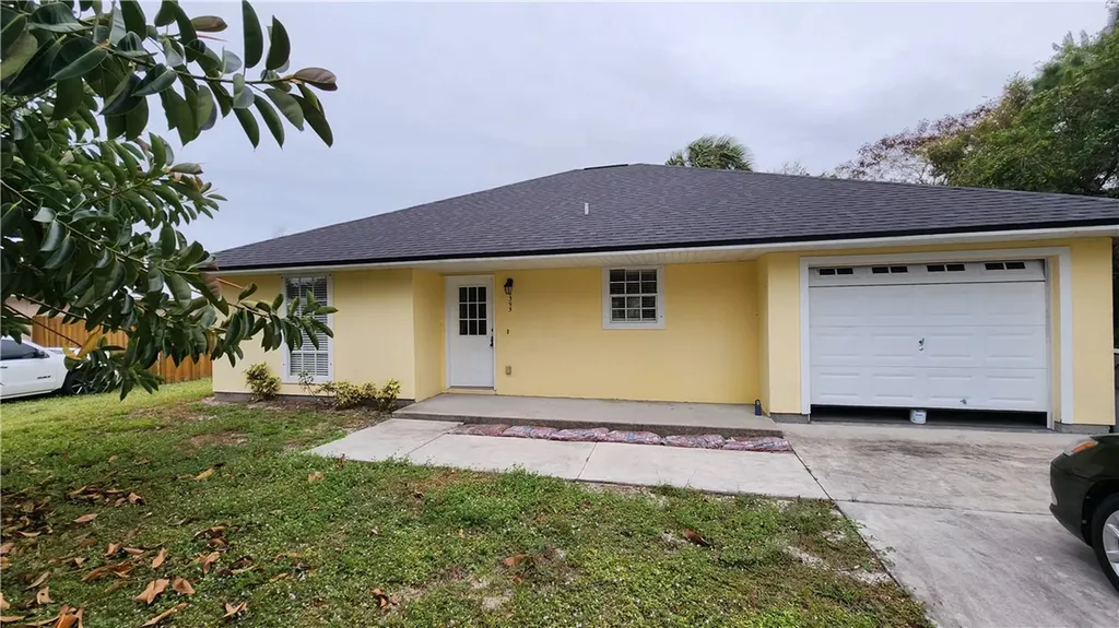 1395 24th Place SW Vero Beach FL 32962