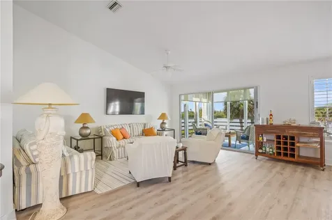8725 Lakeside Boulevard Vero Beach FL 32963