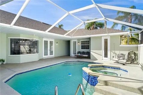 3725 8th Place Vero Beach FL 32960