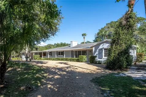 1602 E Camino Del Rio Vero Beach FL 32963
