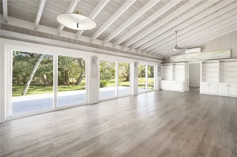 1602 E Camino Del Rio Vero Beach FL 32963